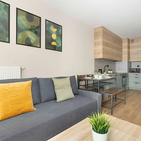 Apartman Stylish With Parking And Balcony By Renters *